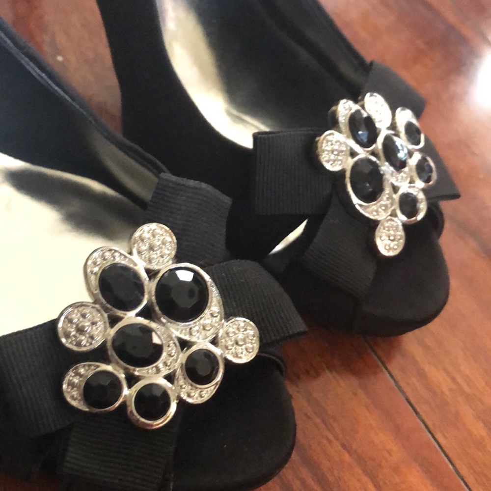 Open toe shoes - Picture 3 of 4